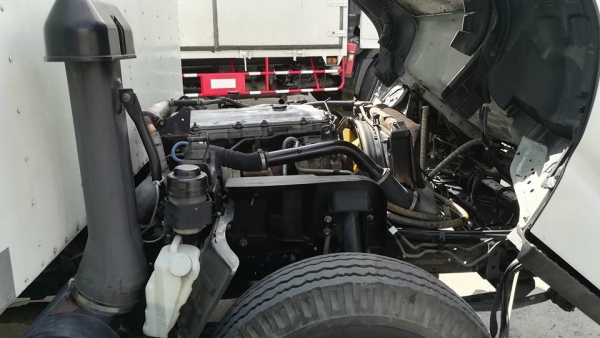 ขาย ISUZU NQR75RY52E ตู้แห้ง10บาน ปี 2549 ยาว 5.50ม.เครื่อง 175 แรงม้า คอมมอลเรล ยาง 8.25 เครื่องดีค