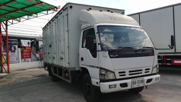 ขาย ISUZU NQR75RY52E ตู้แห้ง10บาน ปี 2549 ยาว 5.50ม.เครื่อง 175 แรงม้า คอมมอลเรล ยาง 8.25 เครื่องดีค