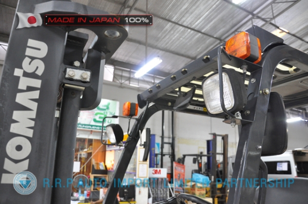 ขายรถโฟล์คลิฟท์มือสอง KOMATSU รุ่น FG09T-20-672585 นำเข้าจากประเทศญี่ปุ่น 100\% ไม่เคยใช้งานในไทย