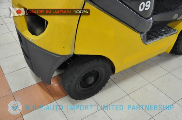 ขายรถโฟล์คลิฟท์มือสอง KOMATSU รุ่น FG09T-20-672585 นำเข้าจากประเทศญี่ปุ่น 100\% ไม่เคยใช้งานในไทย
