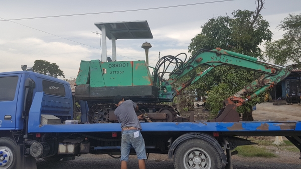 ขายด่วนรถแบคโฮKUBOTAคูโบต้าKH26เทียบเท่าPC30เครื่องคูโบต้า3สูบดีปั่มแรงรถนอกเพิ่งนำเข้ามาใหม่ยังไม่เคยใช้งานในเมืองไทยเลย ขายด่วนรถแบคโฮKUBOTAคูโบต้าKH26เทียบเท่าPC30เครื่องคูโบต้า3สูบดีปั่มแรงรถนอกเพิ่งนำเข้ามาใหม่ยังไม่เคยใช้งานในเมืองไทยเลย