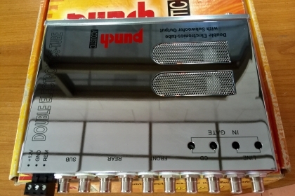 ขายปรีแอมป์หลอด PUNCH AQ-999 Double Electronics-tube