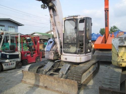 รถขุด SUMITOMO รุ่น SH75U-2  เครี่อง 4สูบ 50PS.รหัสสินค้า 13001019 ติดต่อ คุณพงษ์วัฒน์ Tel.081-897-9757