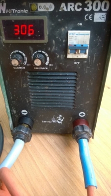 ตู้เชื่อมงานหนัก Hitronic ARC 300