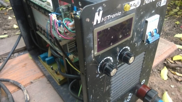 ตู้เชื่อมงานหนัก Hitronic ARC 300