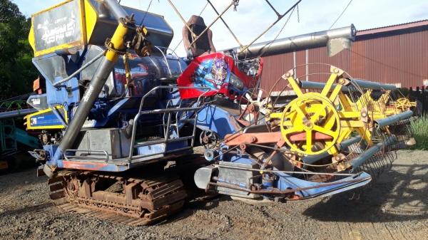 ขายรถเกี่ยวข้าว