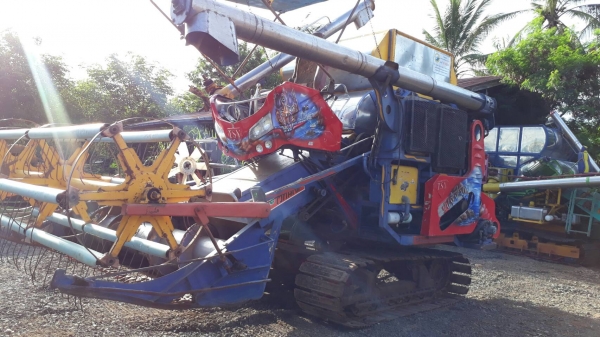 ขายรถเกี่ยวข้าว