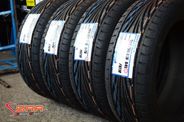 TOYO T1R 195/50R16 เส้นละ 3,800 บาท TOYO T1R 195/50R16 เส้นละ 3,800 บาท