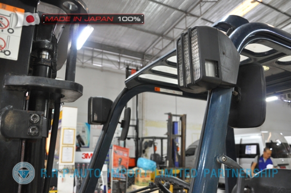 ขายรถโฟล์คลิฟท์มือสอง TOYOTA รุ่น 7FD15-14350 นำเข้าจากประเทศญี่ปุ่น 100\% ไม่เคยใช้งานในไทย