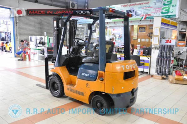 ขายรถโฟล์คลิฟท์มือสอง TOYOTA รุ่น 7FD15-14350 นำเข้าจากประเทศญี่ปุ่น 100\% ไม่เคยใช้งานในไทย