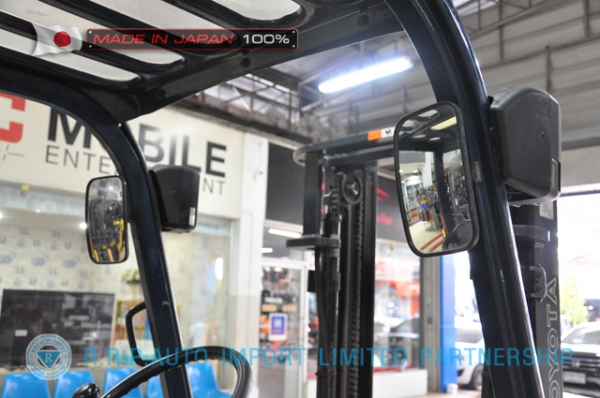 ขายรถโฟล์คลิฟท์มือสอง TOYOTA รุ่น 7FD15-14350 นำเข้าจากประเทศญี่ปุ่น 100\% ไม่เคยใช้งานในไทย