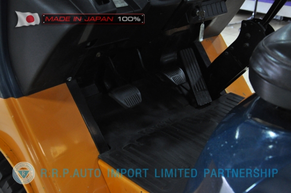 ขายรถโฟล์คลิฟท์มือสอง TOYOTA รุ่น 7FD15-14350 นำเข้าจากประเทศญี่ปุ่น 100\% ไม่เคยใช้งานในไทย