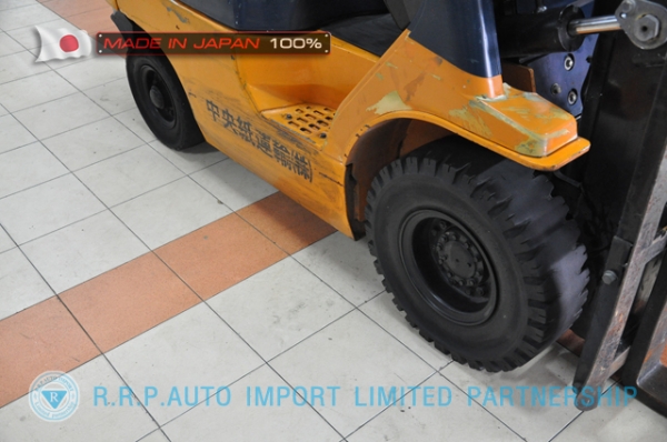 ขายรถโฟล์คลิฟท์มือสอง TOYOTA รุ่น 7FD15-14350 นำเข้าจากประเทศญี่ปุ่น 100\% ไม่เคยใช้งานในไทย