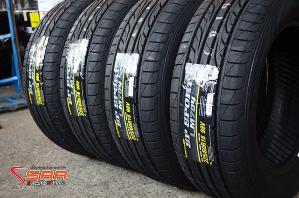 DUNLOP LM704 225/60R16 เส้นละ 3,500 บาท DUNLOP LM704 225/60R16 เส้นละ 3,500 บาท