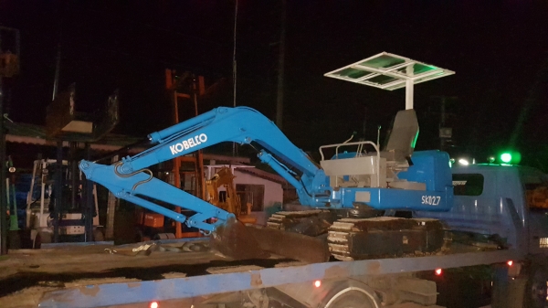 ขายด่วนรถแบคโฮKOBELCO-SK027รุ่นยอดนิยมสวยๆเทียบเท่าPC30เครื่อง3D84เครื่องดีปั่มแรงรถนอกเพิ่งนำเข้ามาใหม่ยังไม่เคยใช้งานในเมืองไทยเลย ขายด่วนรถแบคโฮKOBELCO-SK027รุ่นยอดนิยมสวยๆเทียบเท่าPC30เครื่อง3D84เครื่องดีปั่มแรงรถนอกเพิ่งนำเข้ามาใหม่ยังไม่เคยใช้งานในเมืองไทยเลย