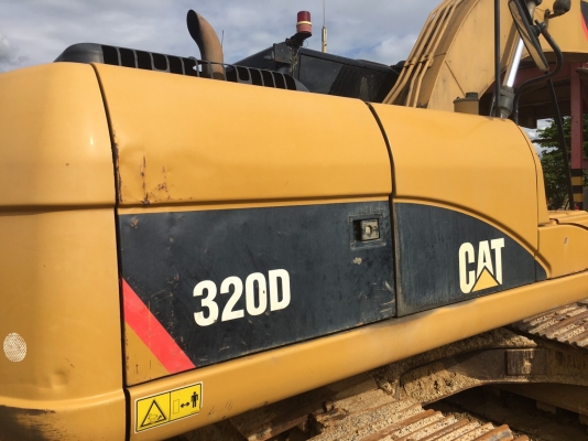 ขายถูก รถแบคโฮ CAT 320D  สภาพเดิมโซ่หนาไฟฟ้าเต็ม เอกสารอินวอยถ้าท่านไดสนใจติดต่อทางไลน์ได้นะครับผมอยยู่ต่างประเทศพรุ่งนี้กลับวันเสาคับ