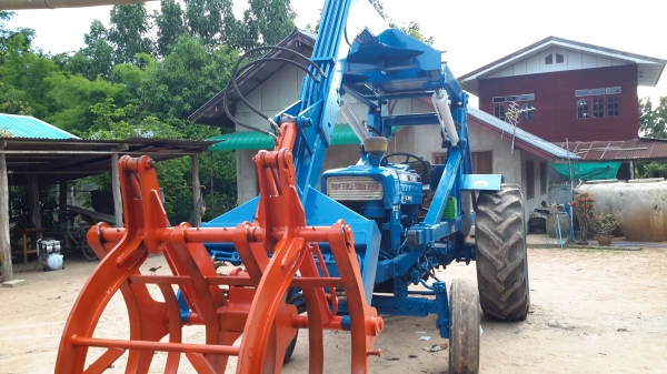 ขายรถคีบ พร้อมใช้งาน