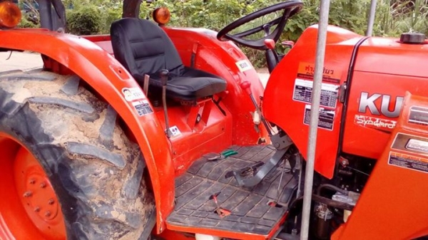 4708 คานโค้ง รถปี่2555 ราคา349,000 บาท ดันหน้าพาลหลัง เลล่มทะเบียนพร้อม รถพร้อมใข้