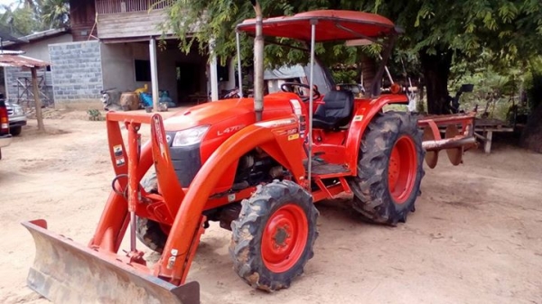 4708 คานโค้ง รถปี่2555 ราคา349,000 บาท ดันหน้าพาลหลัง เลล่มทะเบียนพร้อม รถพร้อมใข้