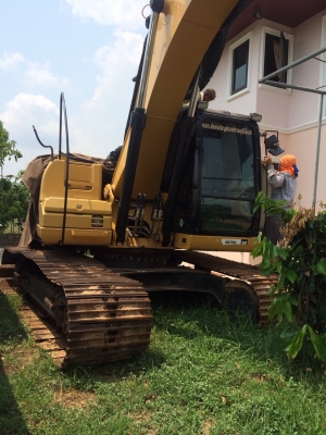 *****ขายด่วนรถแบคโฮ CAT320D ชั่วโมงทำงาน6000-7000ชั่วโมง