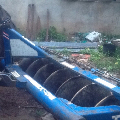 รถไถ FORD 6610 เพลาเดียว รถเครื่องดี อุปกรณ์2ชิ้น เอกสารเล่มทะเบียน ราคาต่อรองได้ครับ สนใจติดต่อ 0872976734