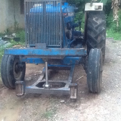 รถไถ FORD 6610 เพลาเดียว รถเครื่องดี อุปกรณ์2ชิ้น เอกสารเล่มทะเบียน ราคาต่อรองได้ครับ สนใจติดต่อ 0872976734