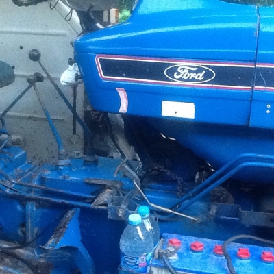 รถไถ FORD 6610 เพลาเดียว รถเครื่องดี อุปกรณ์2ชิ้น เอกสารเล่มทะเบียน ราคาต่อรองได้ครับ สนใจติดต่อ 0872976734