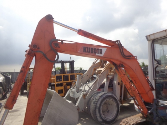 ขายรถขุด KUBOTA KH-027 เก่านอกแท้ เครื่องดี ระบบไว มีหัวเก๋ง พร้อมทำสีเช็คระบบ มีเอกสาร  ราคา 275,000-.฿ สนใจโทร:096-5411713 หรือ 092-5768909 (วัชรัตน์) ติดต่อได้ 24 ชั่วโมง ยินดีให้บริการ