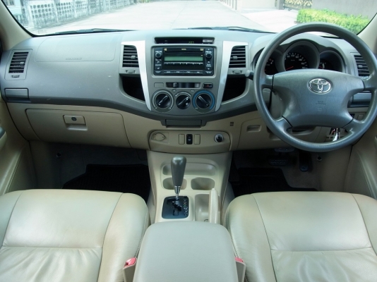 TOYOTA HILUX VIGO 3.0 G DOUBBLE CAB (MNC) โฉมใหม่ปี 2011 หน้าVN เกียร์AUTO TOYOTA HILUX VIGO 3.0 G DOUBBLE CAB (MNC) โฉมใหม่ปี 2011 หน้าVN เกียร์AUTO