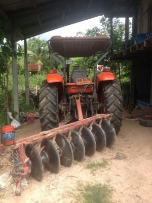 มัดจำกลางอากาศ 10,000 บาท จาก พี่น้อย พัทลุง ขาย 350,000 บาท KUBOTA M7040 ปี 53  ทำงาน  5,591 ชม. เครื่องดี เกียร์ดี (ใบมีดหน้า -หาง 7 ) รถสวยพร้อมใช้ เอกสารเล่มทะเบียน   รถอยู่ จ.ศรีสะเกษ โทร&ไอดีไลน์ 0610710295 มัดจำกลางอากาศ 10,000 บาท จาก พี่น้อย พัทลุง ขาย 350,000 บาท KUBOTA M7040 ปี 53  ทำงาน  5,591 ชม. เครื่องดี เกียร์ดี (ใบมีดหน้า -หาง 7 ) รถสวยพร้อมใช้ เอกสารเล่มทะเบียน   รถอยู่ จ.ศรีสะเกษ โทร&ไอดีไลน์ 0610710295