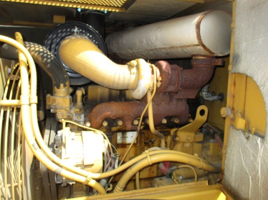 รถตักล้อยาง CAT 910F รถตักล้อยาง CAT 910F