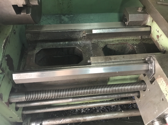 ขายกลึง6ฟุตนิ้วมิลในตัวรู3นิ้ว2หุน