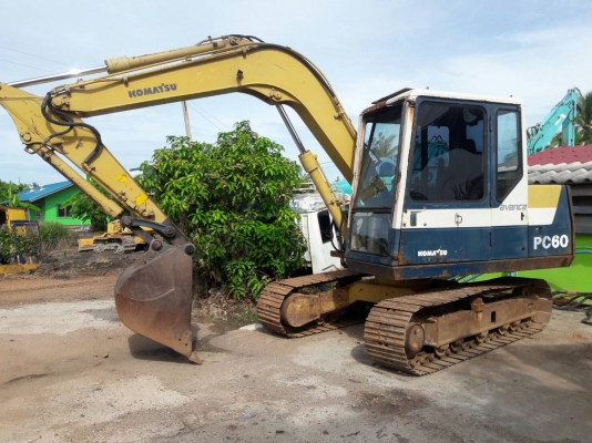 ขายKOMATSU PC60-6  เก่าญี่ปุ่นแท้  มีลายแย๊ก  เดิมๆๆ  เครื่องปั๊มดี  5,XXX  ชั่วโมง  ลองระบบกันได้ทุกวัน  โทร  089-3818694  ดวงนภา