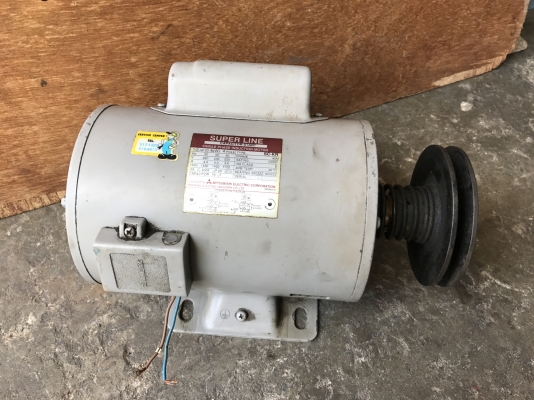 ขายมอเตอร์ไฟบ้าน Mitsubishi 1/2HP. 220V SC-KR รุ่นมีคอนเดนเซอร์ ไฟบ้านสภาพสวยมาก เดิมๆ พร้อมใช้งาน