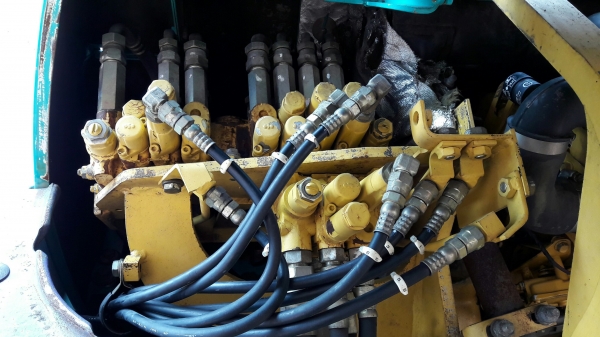 รถขุด Komatsu PC25-1 เก่าญี่ปุ่น