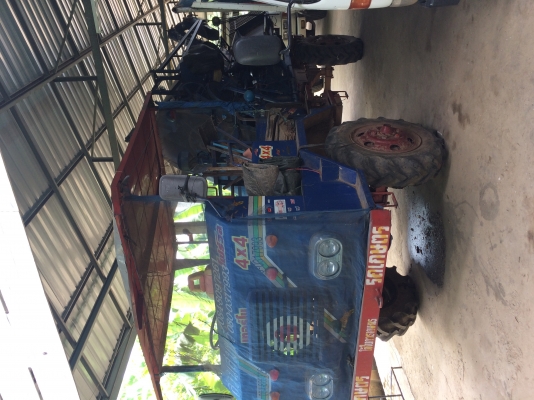 รถนวดข้าว ข้าวโพด 4WD เเจ่ม ๆๆๆๆ 350,000 ครับ