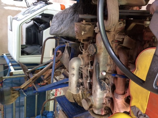 รถนวดข้าว ข้าวโพด 4WD เเจ่ม ๆๆๆๆ 350,000 ครับ