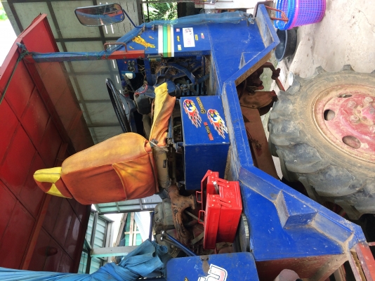 รถนวดข้าว ข้าวโพด 4WD เเจ่ม ๆๆๆๆ 350,000 ครับ