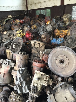 ขายปั้ม มอเตอร์สวิง หารุ่นไหนลองโทรมาสอบถามได้ครับ