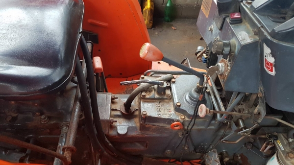 รถไถ KUBOTA L2605 DT. ปี 46. สนใจติดต่อ 081 - 6079515 รถไถ KUBOTA L2605 DT. ปี 46. สนใจติดต่อ 081 - 6079515