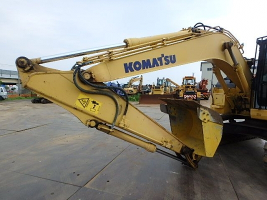 รถขุด KOMATSU PC128US-2E1 รถขุด KOMATSU PC128US-2E1