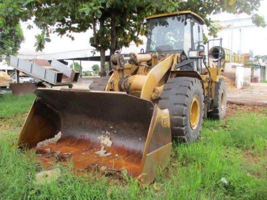 รถตักล้อยาง CATERPILLAR รุ่น 950H