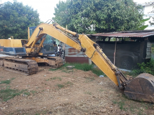 รถแบคโฮ KOMATSU  PC 100 รุ่น3