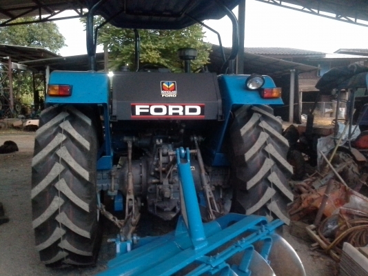 ขายนิวฮอแลน TS 90 เกียรกลางกรองใหญ่ พร้อมทะเบียน