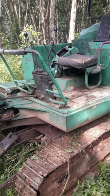 KOMATSU PC 20-7 หัวคีบไม้ ราคา 180,000 KOMATSU PC 20-7 หัวคีบไม้ ราคา 180,000