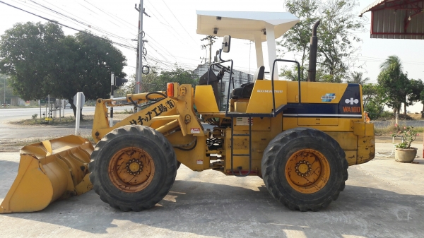 รถตัก Komatsu WA100 เก่าญี่ปุ่นแท้ รถตัก Komatsu WA100 เก่าญี่ปุ่นแท้