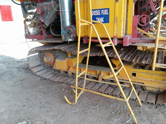 ขายรถเกี่ยวข้าวเกษตร พัฒนาไอ้หนุ่มไวไฟปี53 เครื่องHINO JO8C 260เทอร์โบว์ ช่วงล่าง12โรงงาน ปั๊ม23 เอกสารครบ