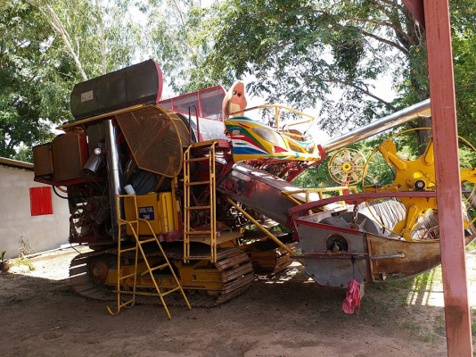 ขายรถเกี่ยวข้าวเกษตร พัฒนาไอ้หนุ่มไวไฟปี53 เครื่องHINO JO8C 260เทอร์โบว์ ช่วงล่าง12โรงงาน ปั๊ม23 เอกสารครบ