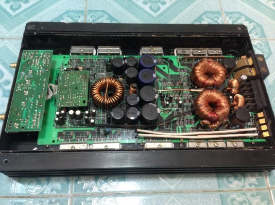 แอมป์คลาสดี MCOTT 2500W มือสองสภาพดี ใช้งานปกติ เบสแน่นๆมันๆ ขับ10"-12"หล่อว้อยไม่เกิน3.5"ได้ ขาย 2650 บาท สนใจ0892425454 อยู่สระบุรีส่งได้ แอมป์คลาสดี MCOTT 2500W มือสองสภาพดี ใช้งานปกติ เบสแน่นๆมันๆ ขับ10"-12"หล่อว้อยไม่เกิน3.5"ได้ ขาย 2650 บาท สนใจ0892425454 อยู่สระบุรีส่งได้