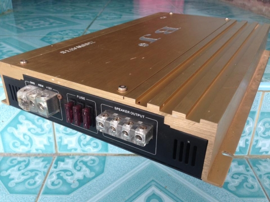 แอมป์คลาสดี BJ 2500W มือสองสภาพดี ใช้งานปกติ เบสแน่นจุอก ขับ10"-12"หล่อว้อยไม่เกิน3.5"ได้ ขาย 2650 บาท สนใจ0892425454 อยู่สระบุรีส่งได้ แอมป์คลาสดี BJ 2500W มือสองสภาพดี ใช้งานปกติ เบสแน่นจุอก ขับ10"-12"หล่อว้อยไม่เกิน3.5"ได้ ขาย 2650 บาท สนใจ0892425454 อยู่สระบุรีส่งได้